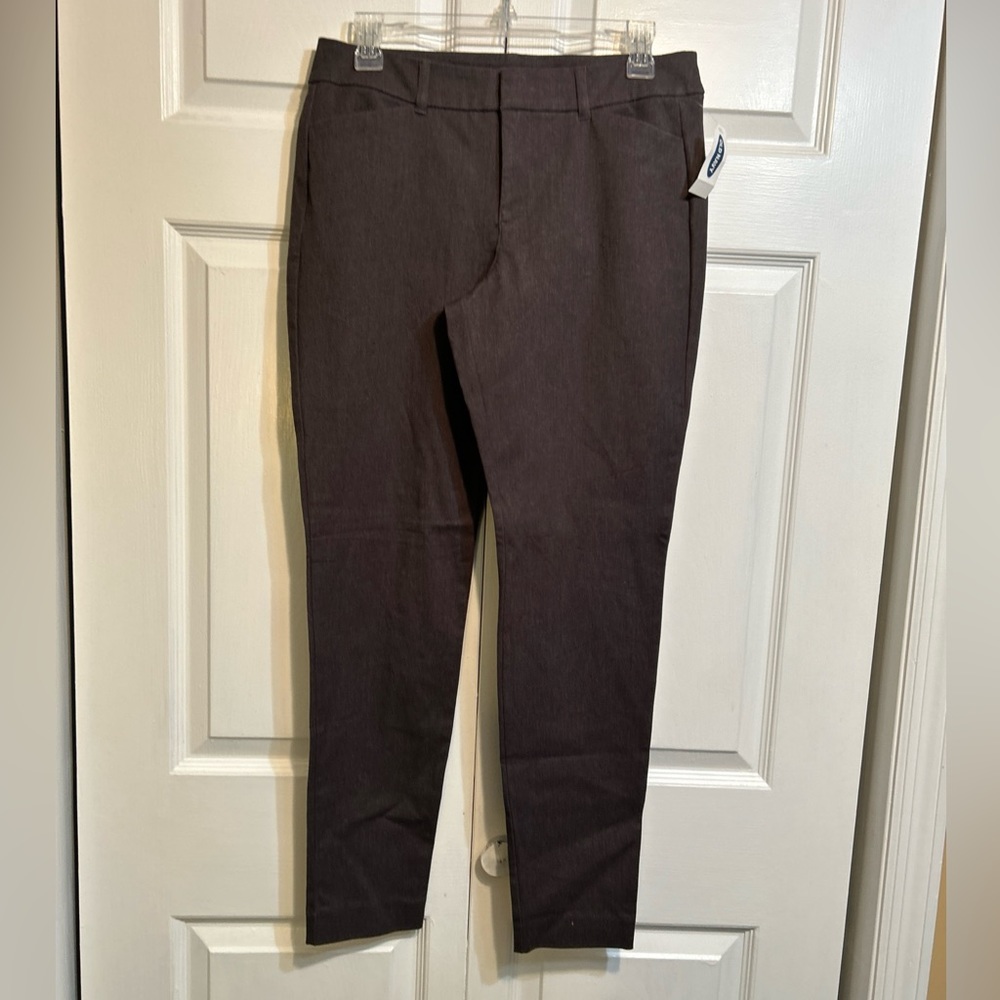 NWT Old Navy Pixie Mid-Rise Pants Secret Slim Pockets Size 8